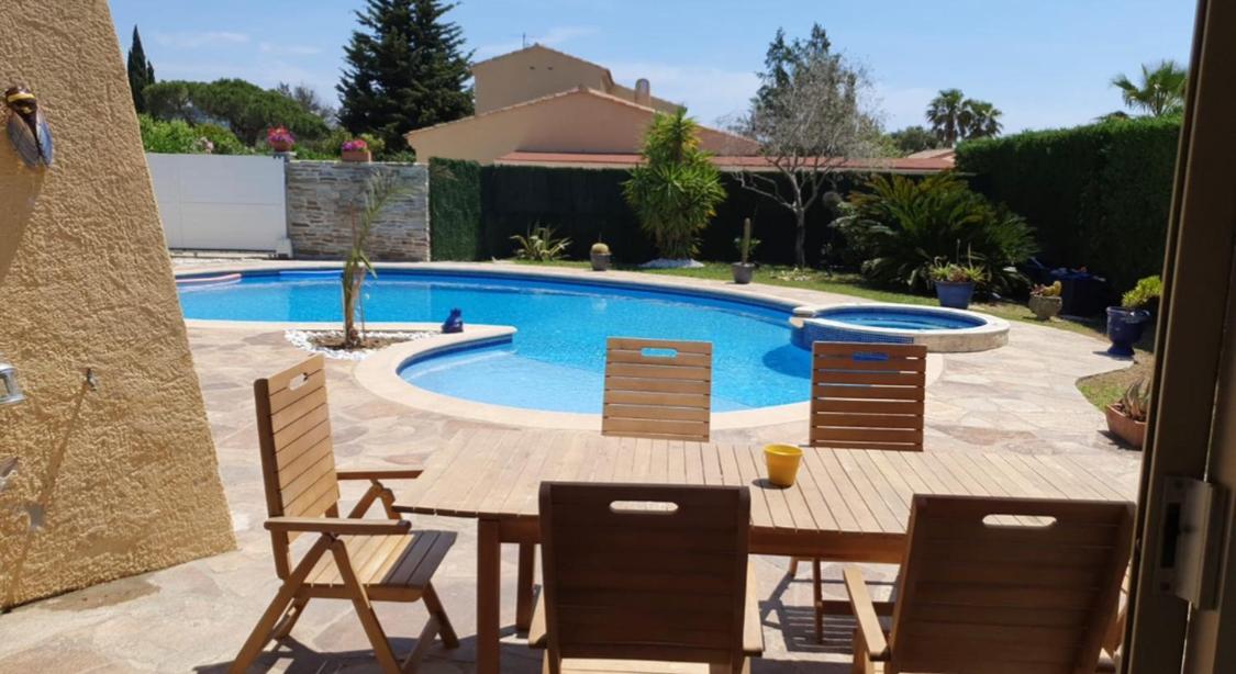 Villa Au Calme Avec Piscine Privative Борм-ле-Мимоза Экстерьер фото